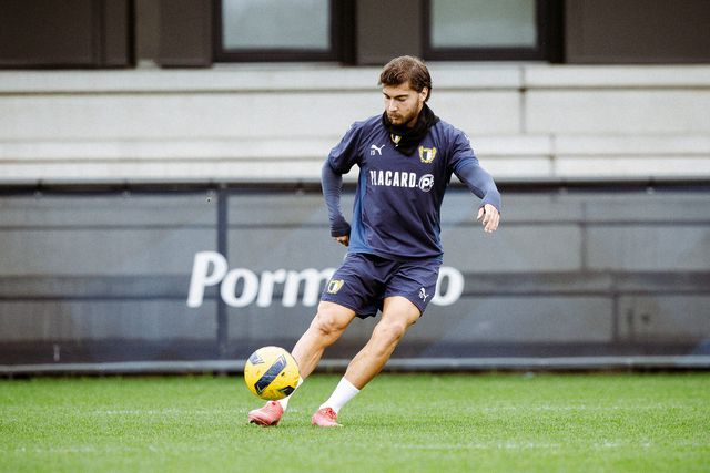 Antigo internacional sub-21 georgiano aguarda pela sua oportunidade - Foto: Famalicão