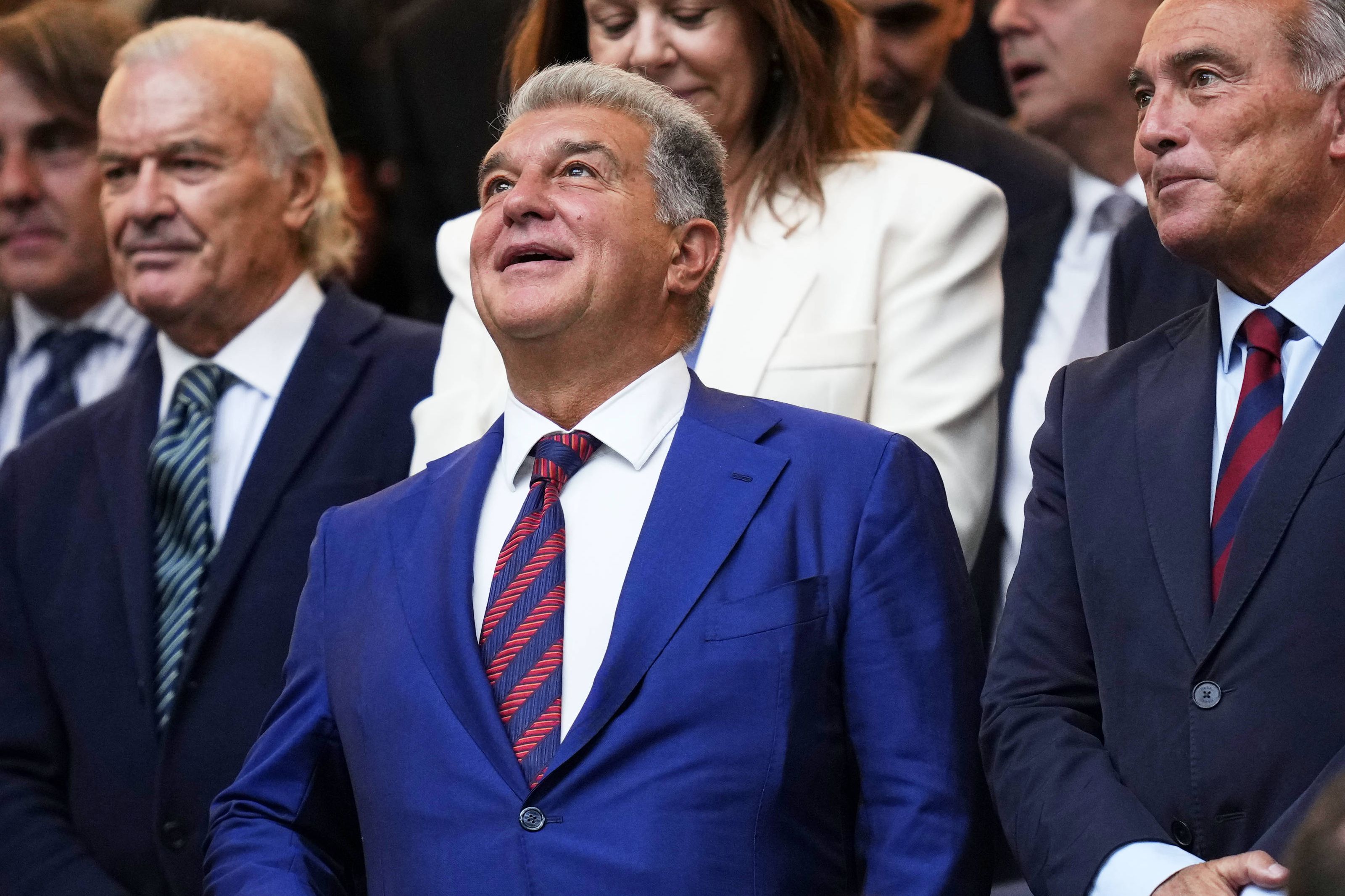 Joan Laporta, ex-presidente do Barcelona (por estar em campanha eleitoral)
