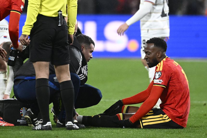 Lukebakio saiu lesionado na goleada da Bélgica — IMAGO