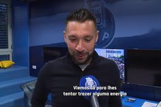 Comovido, Farioli deixou a promessa: «Vamos voltar todos»