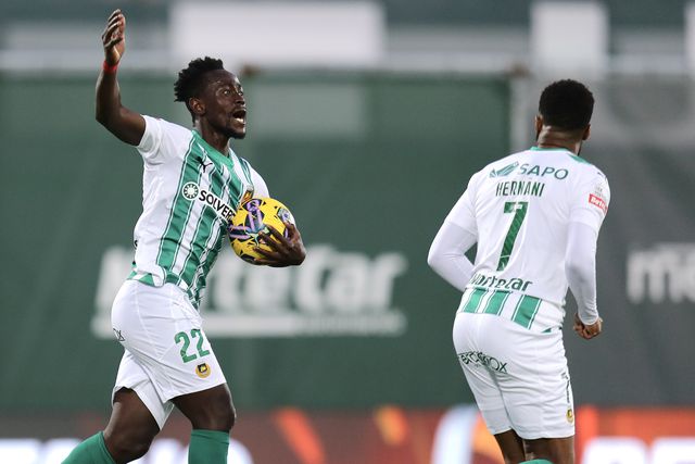 Rio Ave faz convívio de Natal esta noite