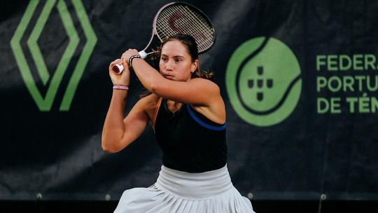 Kika Jorge perde batalha de três horas na estreia em Grand Slams