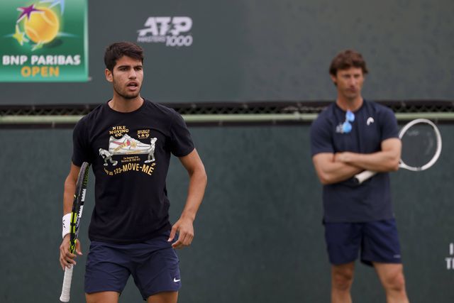 Carlos Alcaraz vai sem treinador para o Open da Austrália