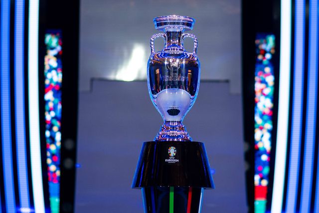 Só os capitães vão poder ouvir as explicações dos árbitros no Euro 2024