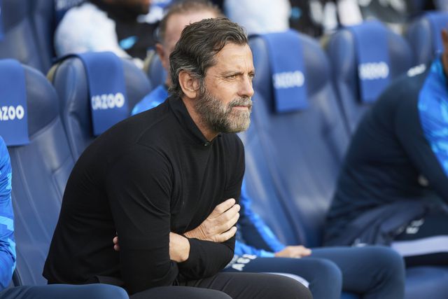 Quique Flores é o novo treinador do Sevilha