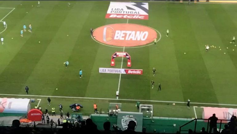 Ex-FC Porto em maus lençóis no Besiktas devido a… transplante capilar