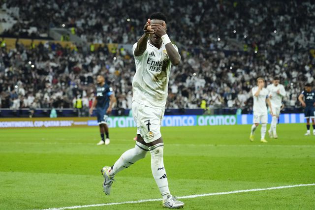 «Alguém deveria dizer a Vinícius Jr. que Cristiano Ronaldo já viveu isso antes»