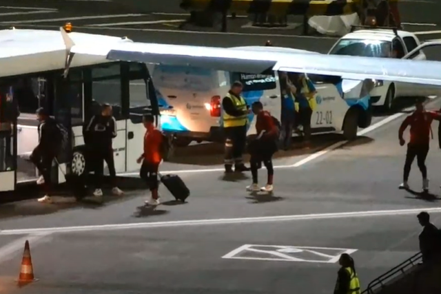 Benfica teve dificuldades para aterrar na Madeira