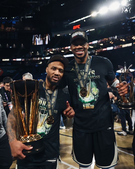 Bucks conquistam Taça da NBA