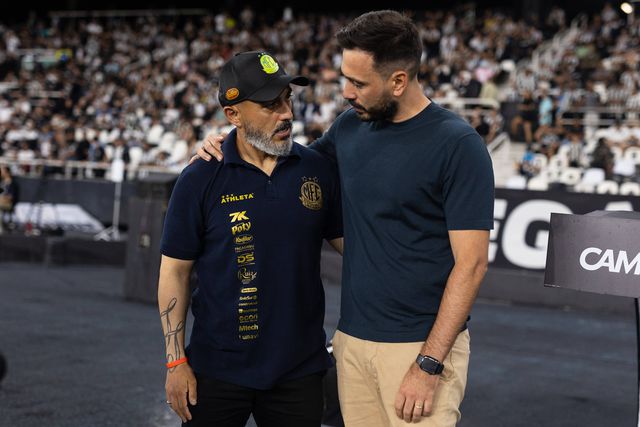 Rafael Guanaes pode suceder a Davide Ancelotti no Botafogo