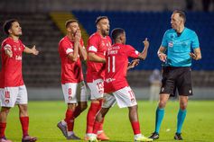 Duas decisões de João Pinheiro espoletaram muita polémica - Foto: EDUARDO COSTA/LUSA