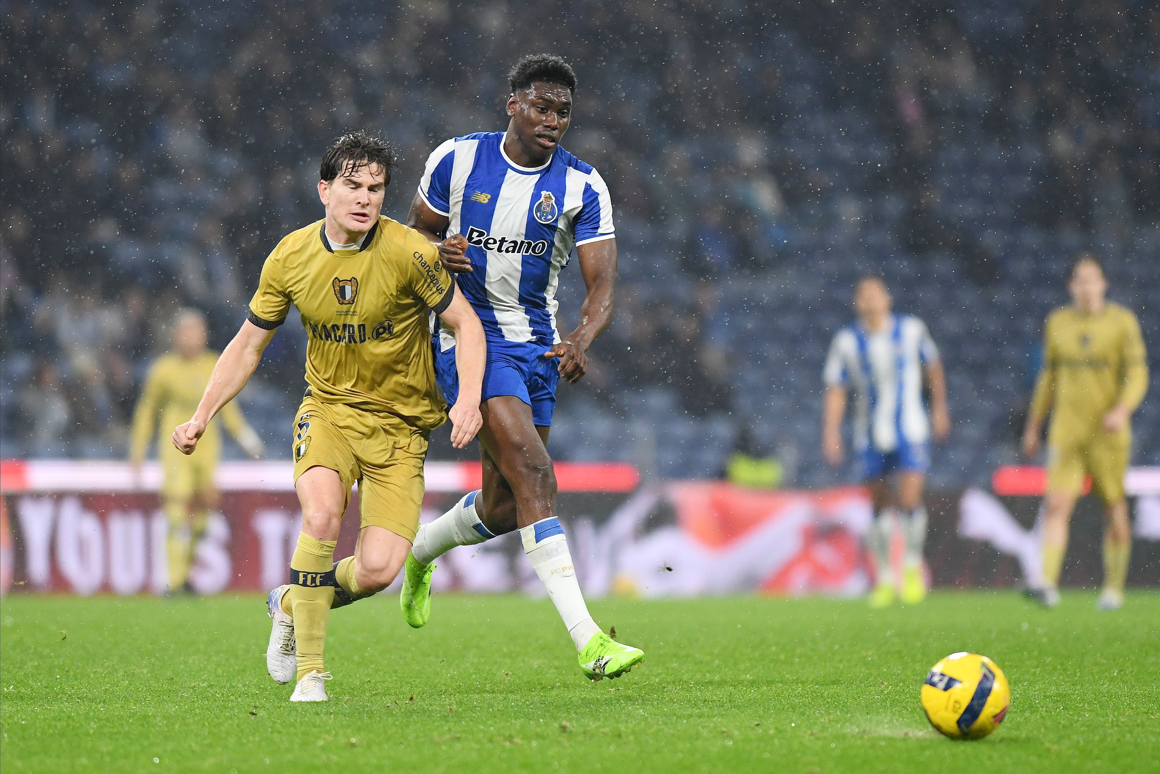 Samu em ação diante do Famalicão - Foto: Rogério Ferreira / Kapta+