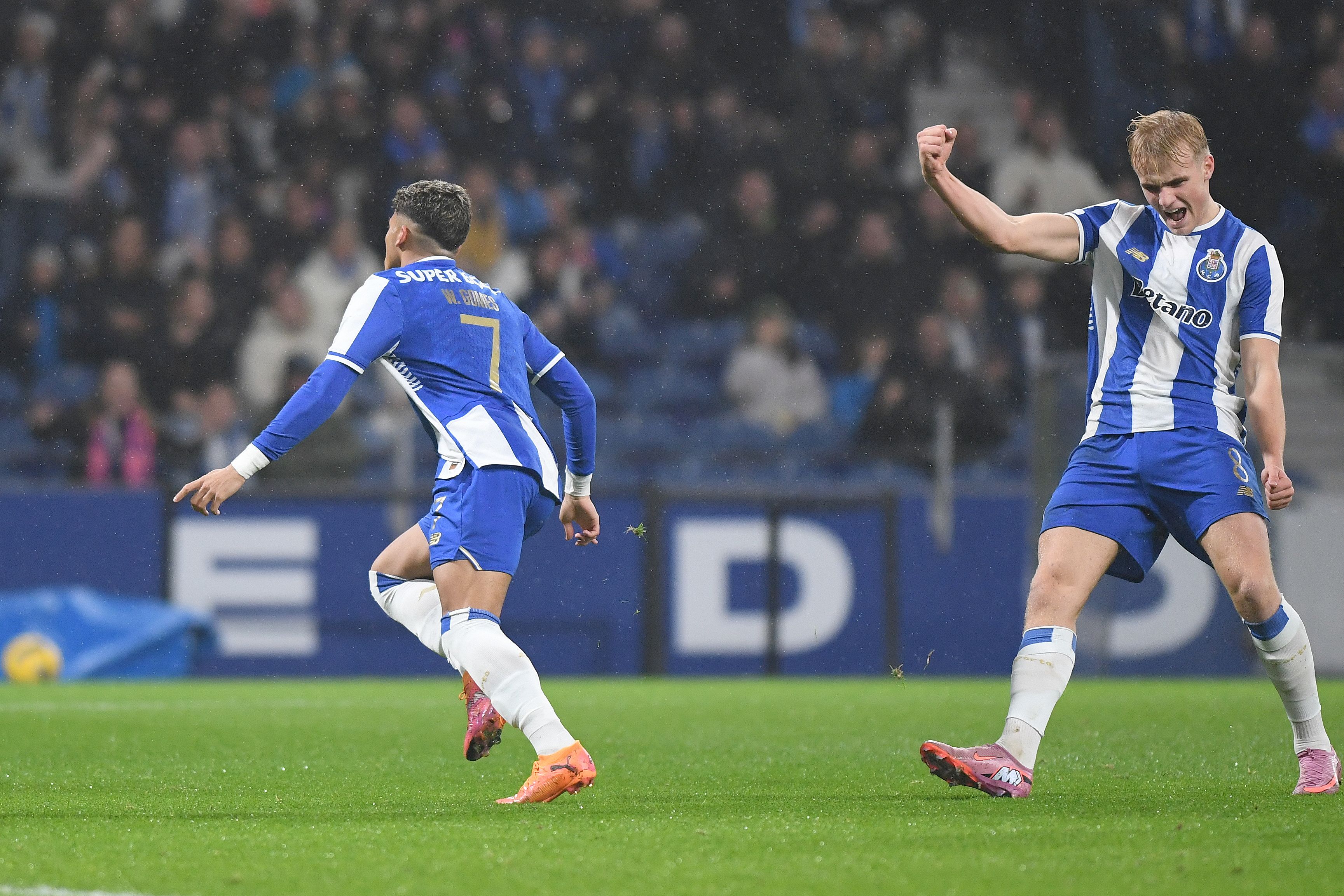 William Gomes adiantou o FC Porto frente ao Famalicão - Foto: Rogério Ferreira / Kapta+