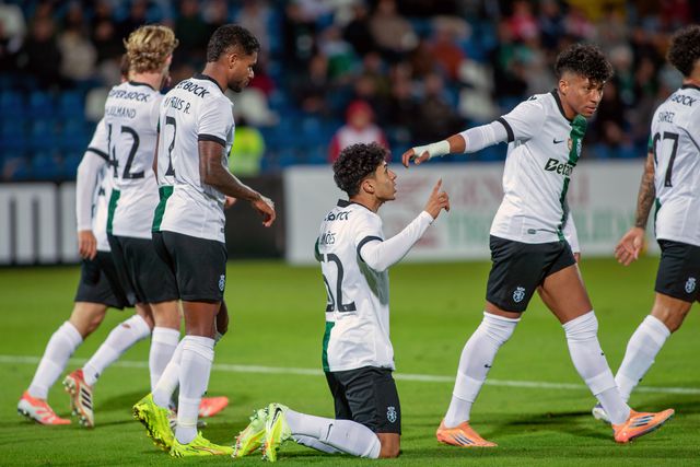 João Simões apontou o primeiro golo com a camisola dos leões esta temporada - Foto: LUSA
