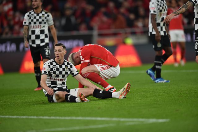 Destaques do Boavista: João tentou parar, Tiago acelerar e Bozeník marcar ao Benfica