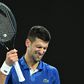 Djokovic celebra jogo 100 na Austrália com vitória limpa