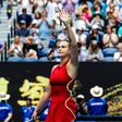 Sabalenka avança para a segunda semana com jogo perfeito