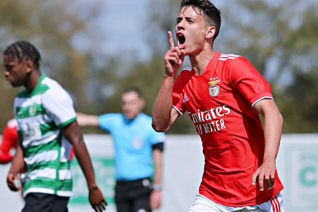 Pedro Santos eleito o melhor jovem de dezembro da Liga 2