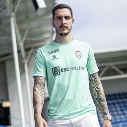João Costa tem demonstrado todo o seu valor ao serviço do Feirense e o Estrela da Amadora não perdeu a oportunidade de o contratar já neste defeso