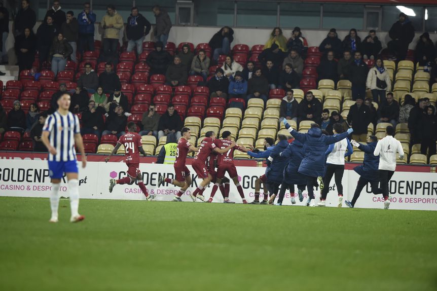 Jogadores do Gil Vicente festejam golo frente ao FC Porto /Foto: Grafislab)