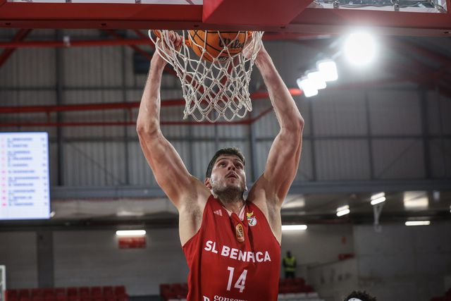 Benfica e FC Porto de mãos dadas em passeio para os quartos da Taça