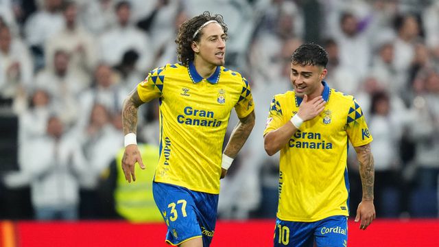 Fábio Silva festeja o golo marcado ao Real Madrid no Santiago Bernabéu