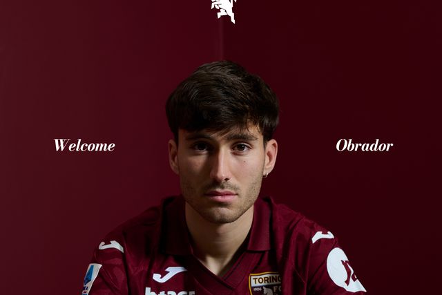 Rafael Obrador com a camisola do Torino — Foto: TorinoFC/X