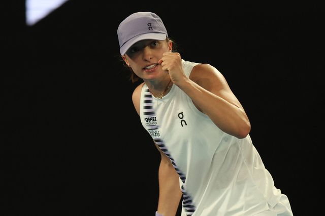 Iga Swiatek afastou uma 'qualifier' na primeira ronda do Open da Austrália. IMAGO