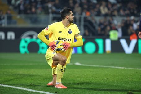 FC Porto: Diogo Costa sobe ao topo da Europa após ultrapassar Raya e... Trubin
