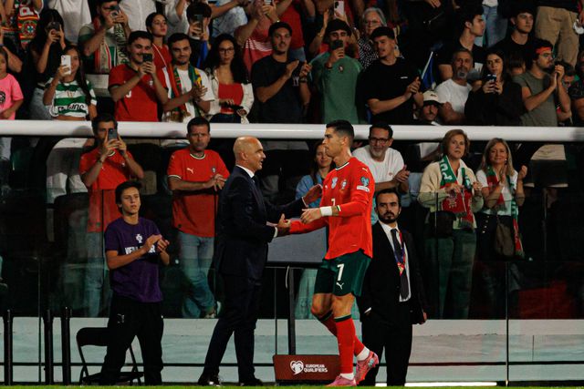 Roberto Martínez não tem dúvidas: «A Seleção é melhor com Ronaldo»