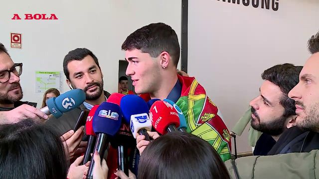 «Dormi com as medalhas e no dia a seguir uma estava partida»