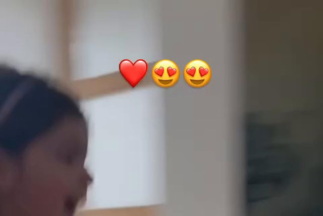 Cédric entrou em campo e a filha reagiu assim