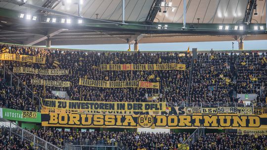 Liga dos Campeões: PSV-Dortmund - batalha pela glória longe do favoritismo