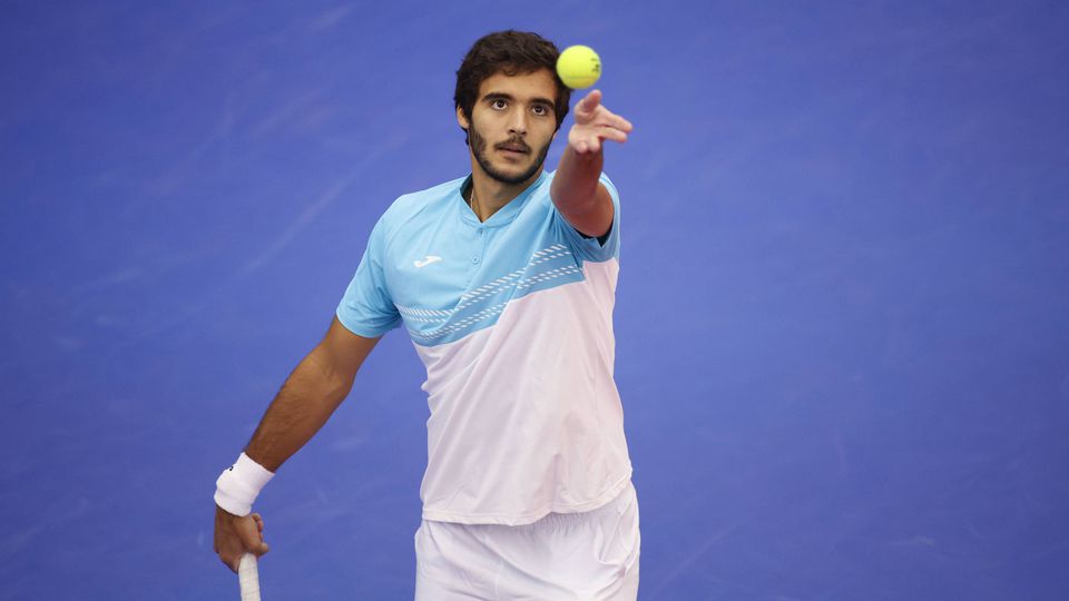 Francisco Cabral nas meias-finais do 'challenger' de Rovereto