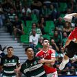 Jogo de andebol entre Benfica e Sporting, época 2024/25
