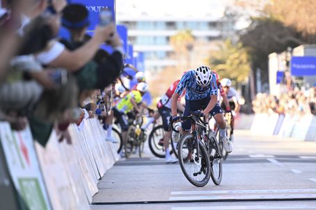 Caos no final da 1.ª etapa da Volta ao Algarve 2025