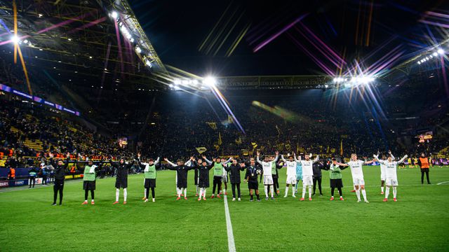 Apesar da eliminação, grito do Sporting fez-se ouvir em Dortmund no final