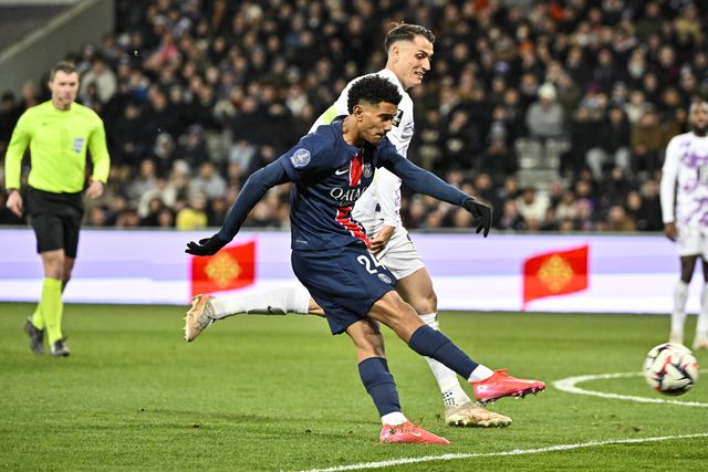 Mayulu a rematar pelo PSG