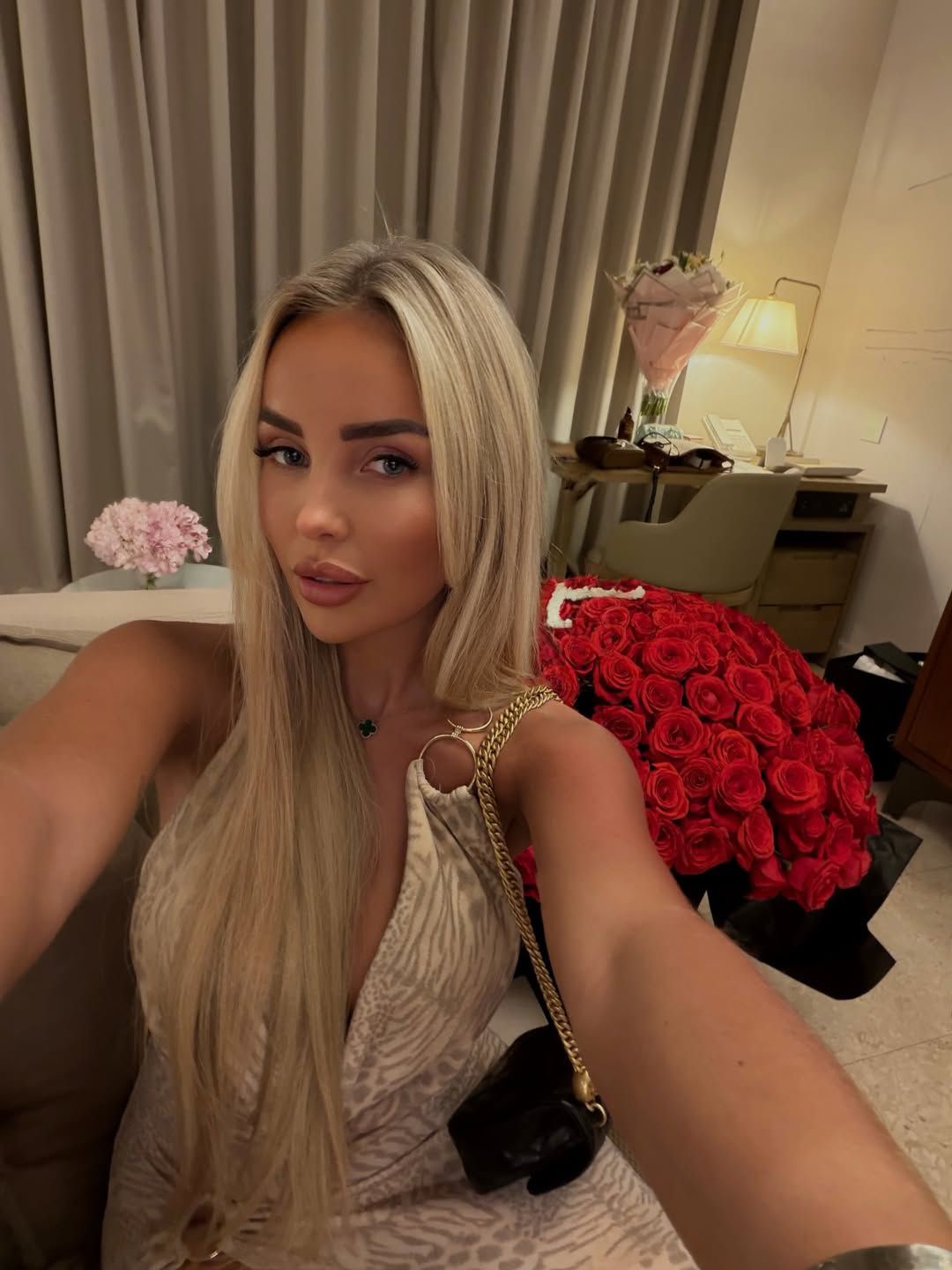 Cole Palmer e a namorada, Olivia Holder, passaram alguns dias no Dubai - Foto Instagram Olivia Holder