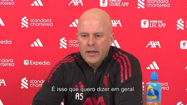 Slot sobre racismo no futebol: «Temos de fazer mais»