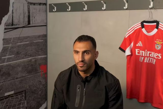 Pavlidis fala do futebol de rua aos canais do Benfica