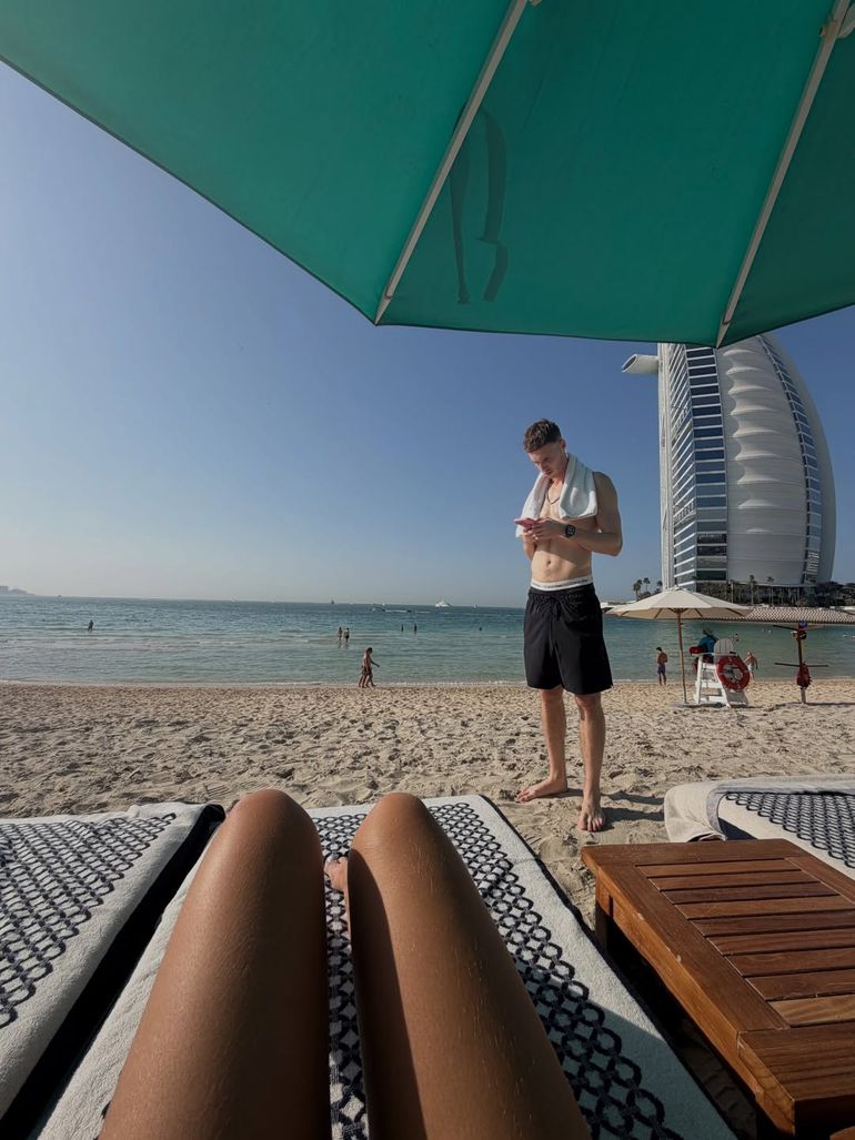 Cole Palmer e a namorada, Olivia Holder, passaram alguns dias no Dubai - Foto Instagram Olivia Holder