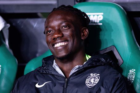 Faye continua num processo de integração antes de poder ser uma opção inicial - Foto: IMAGO