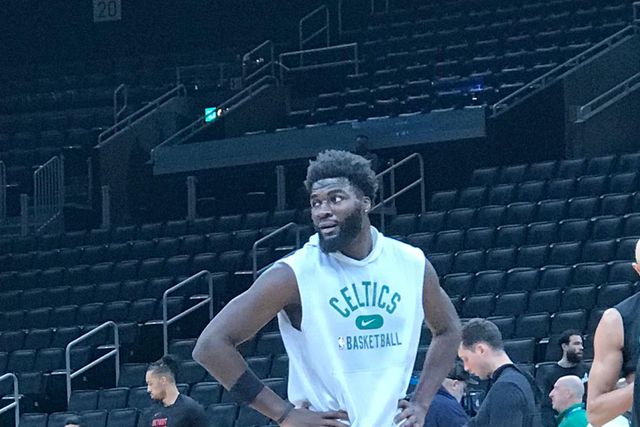 Neemias: «Os Celtics sempre foram honestos comigo»