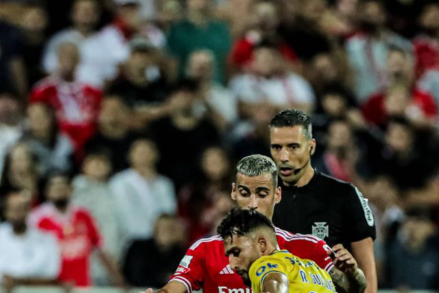 Estoril: Rafik Guitane rumou à Argélia...e a valorizar