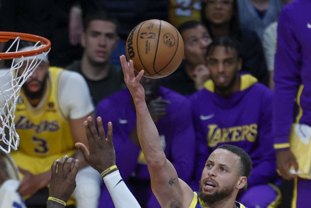 NBA: LeBron James define quem considera os dois «jogadores mais influentes» que acompanhou