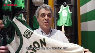 Não há camisolas de Neemias Queta na loja dos Celtics
