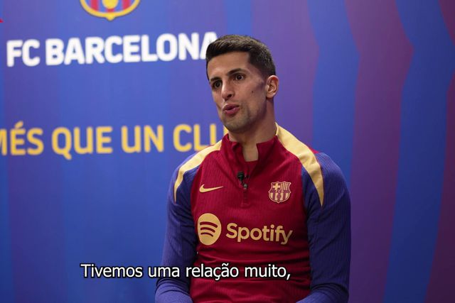 João Cancelo elogia João Neves: «É um miúdo muito especial»