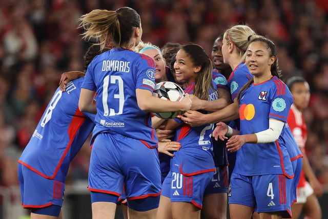 Vídeo: Cascarino faz o empate do Lyon