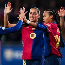 Bola de ouro e Barcelona não esquecem Kika Nazareth